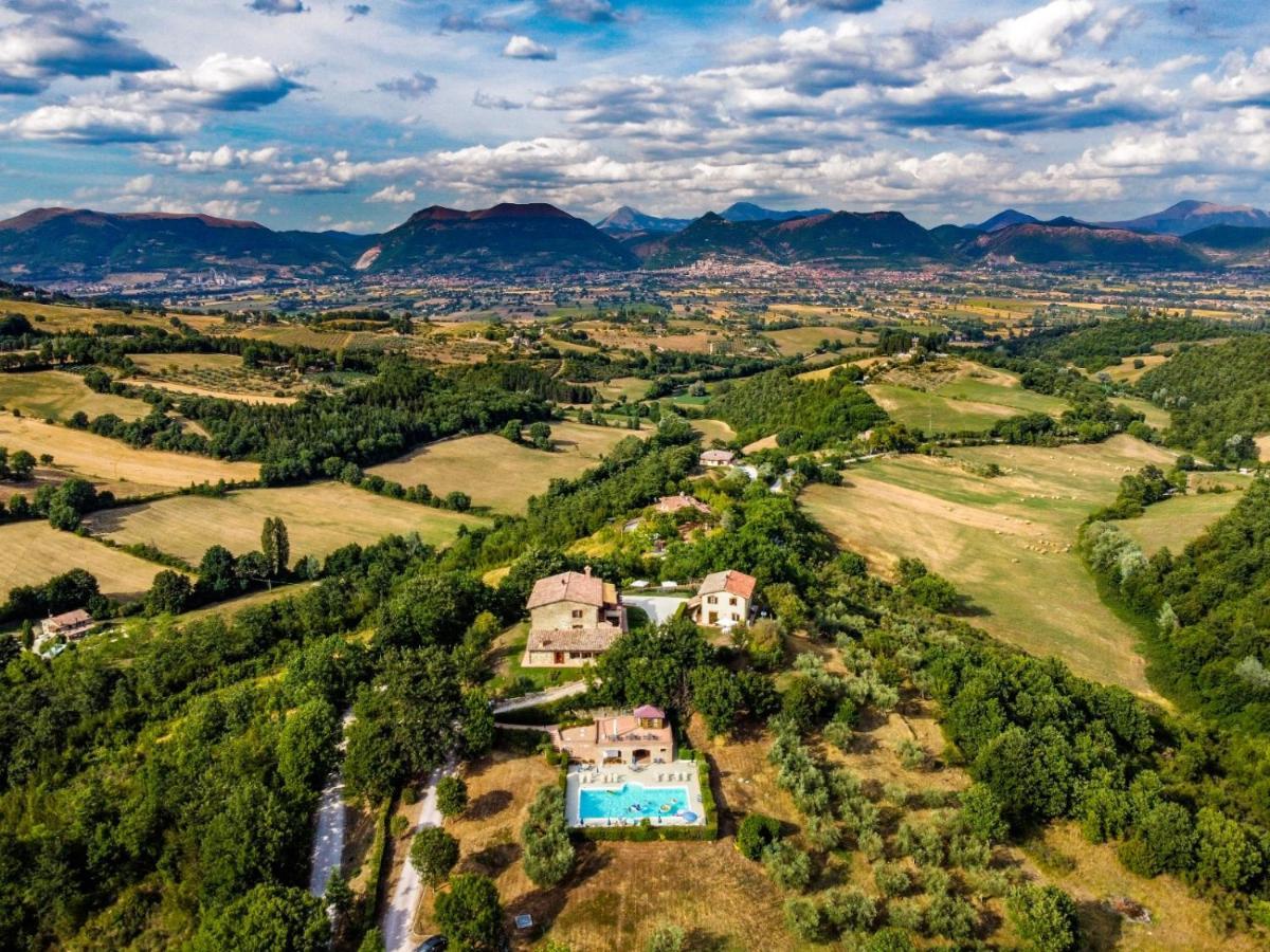 Agriturismo Casalta Gubbio Luaran gambar